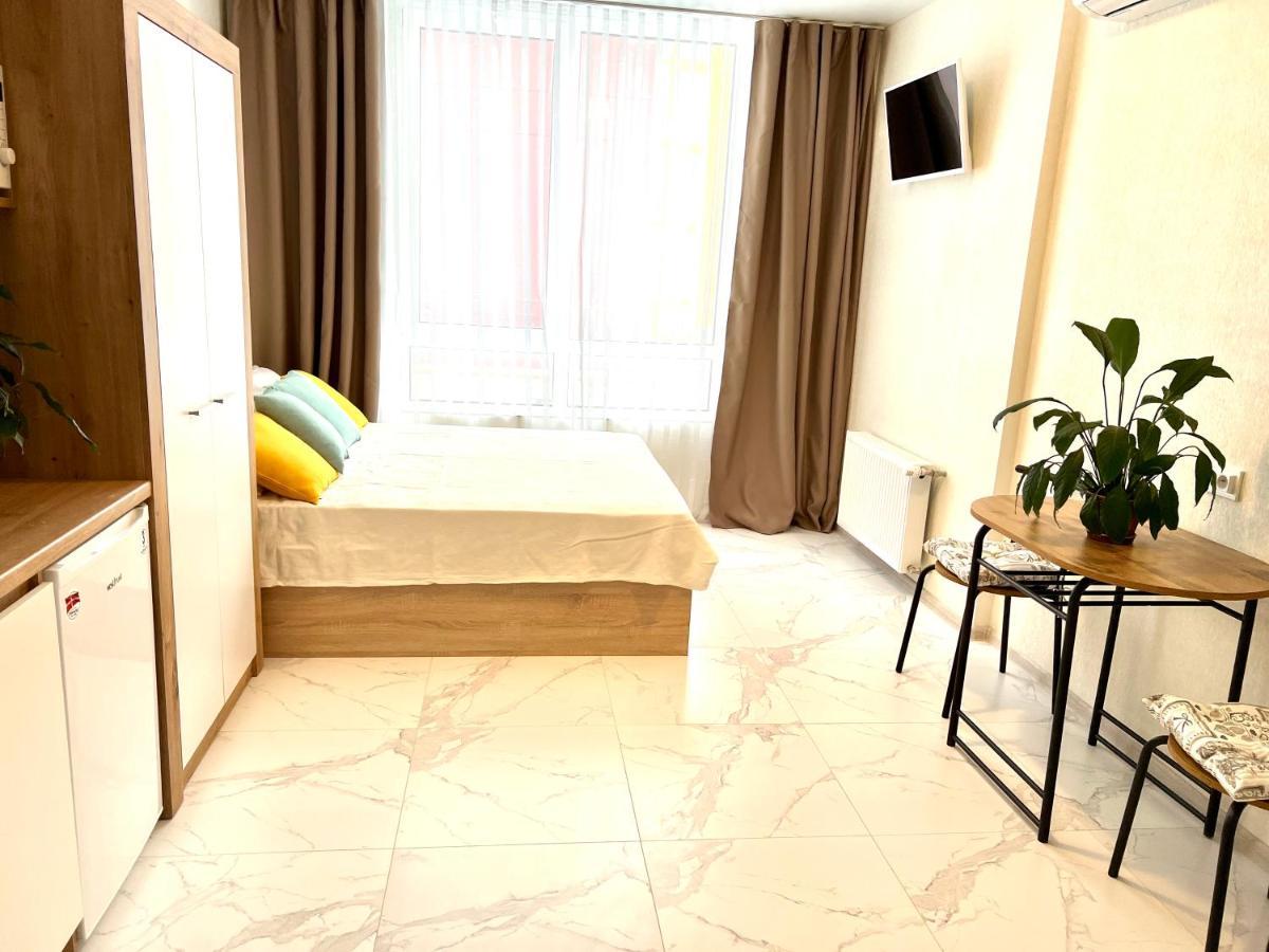 לבוב Osapart Hotel In A Complex Semycvit 2 מראה חיצוני תמונה