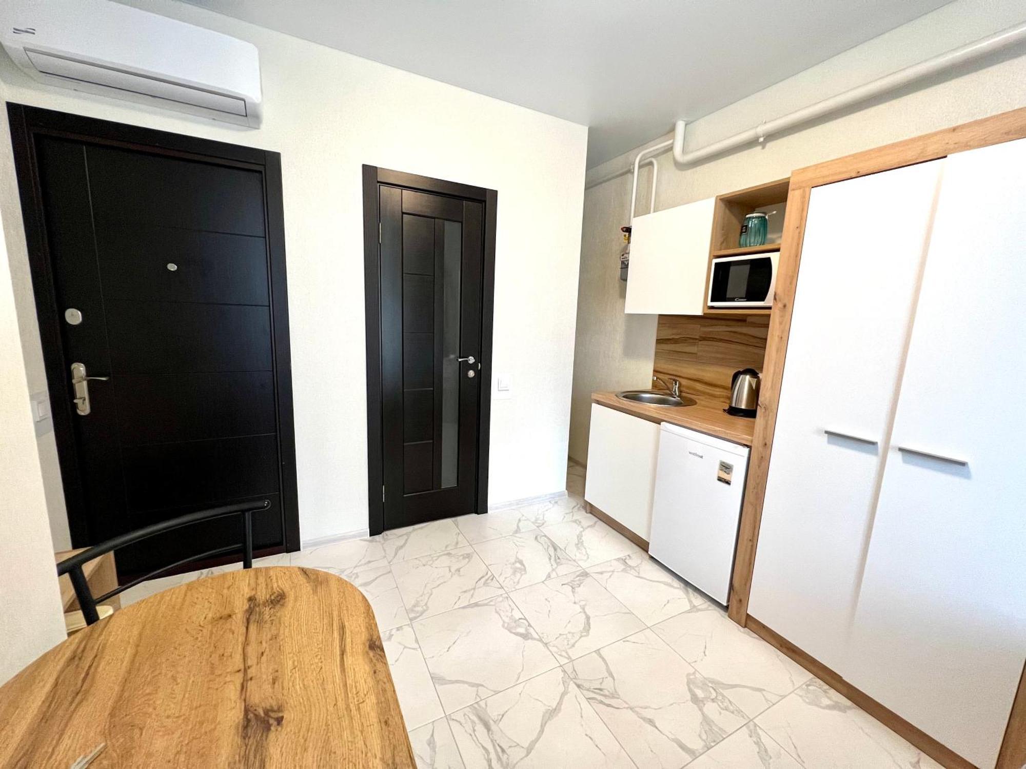 לבוב Osapart Hotel In A Complex Semycvit 2 מראה חיצוני תמונה